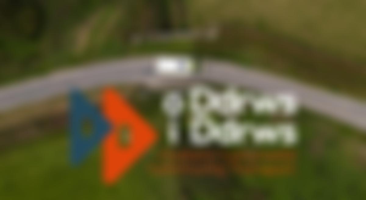 O Ddrws I Ddrws | Charici