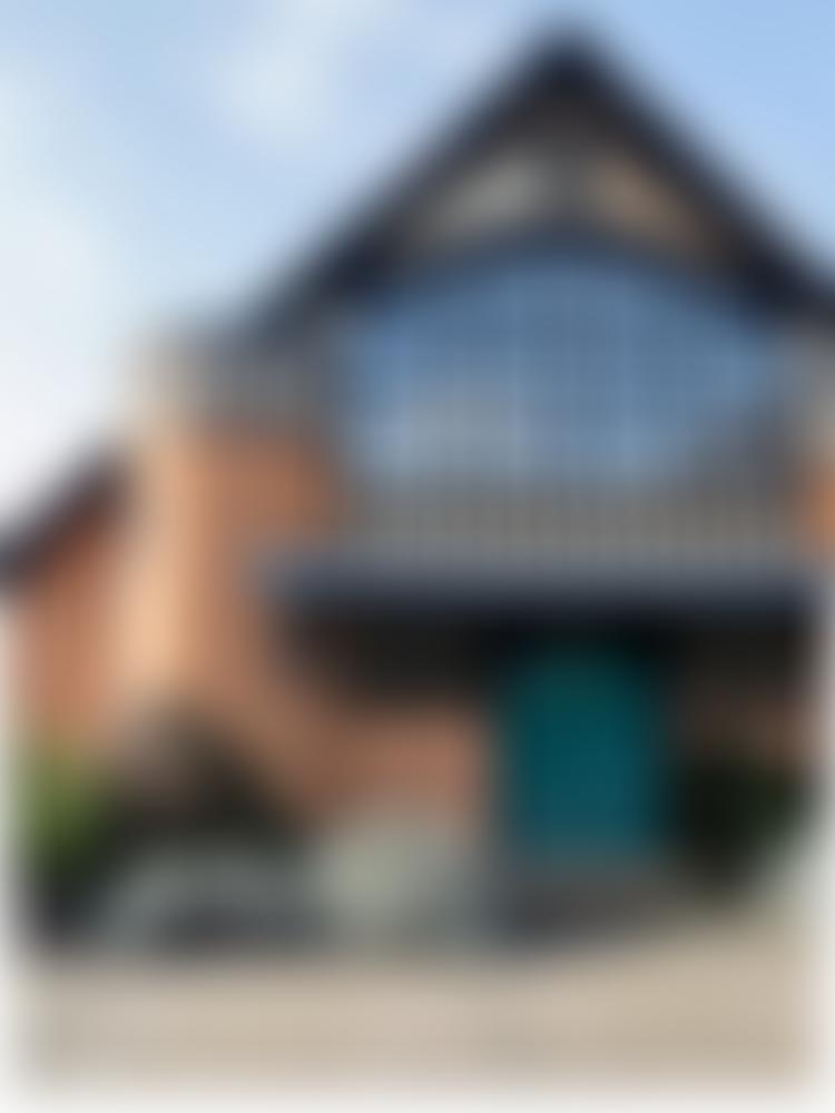 Victoria Hall | Charici