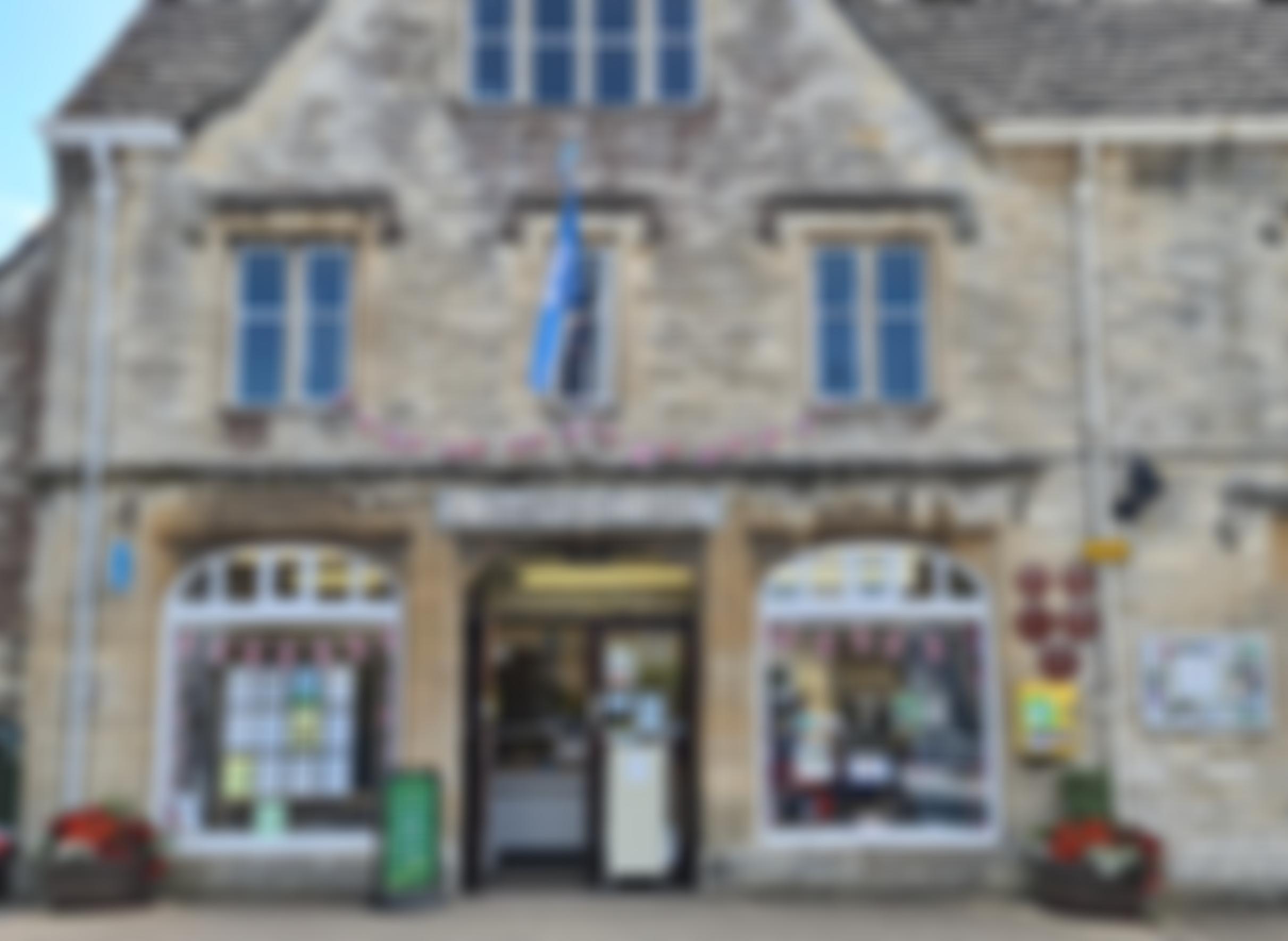 Lechlade Library Ltd | Charici
