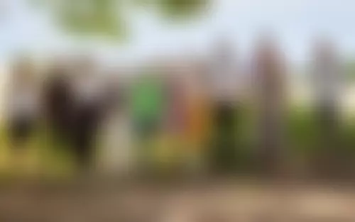 No.5 Young People | Charici