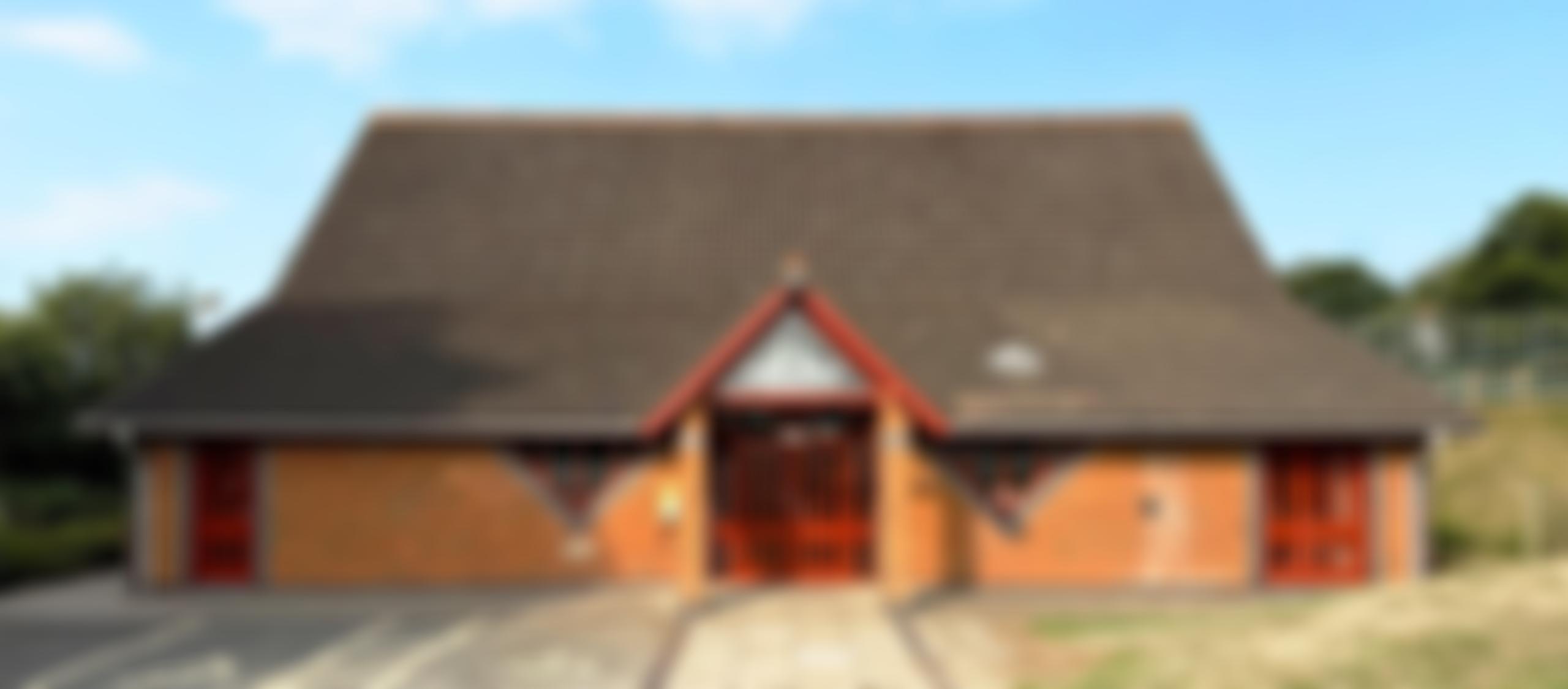 Llansantffraid Pool And Llansantffraid Deuddwr Village Hall | Charici