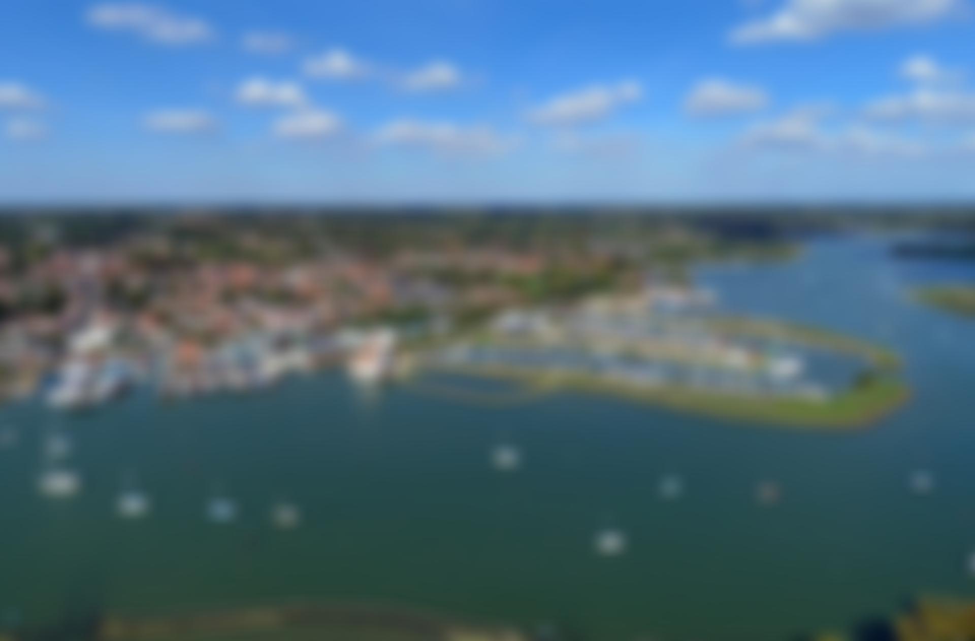 Kingston Field | Charici