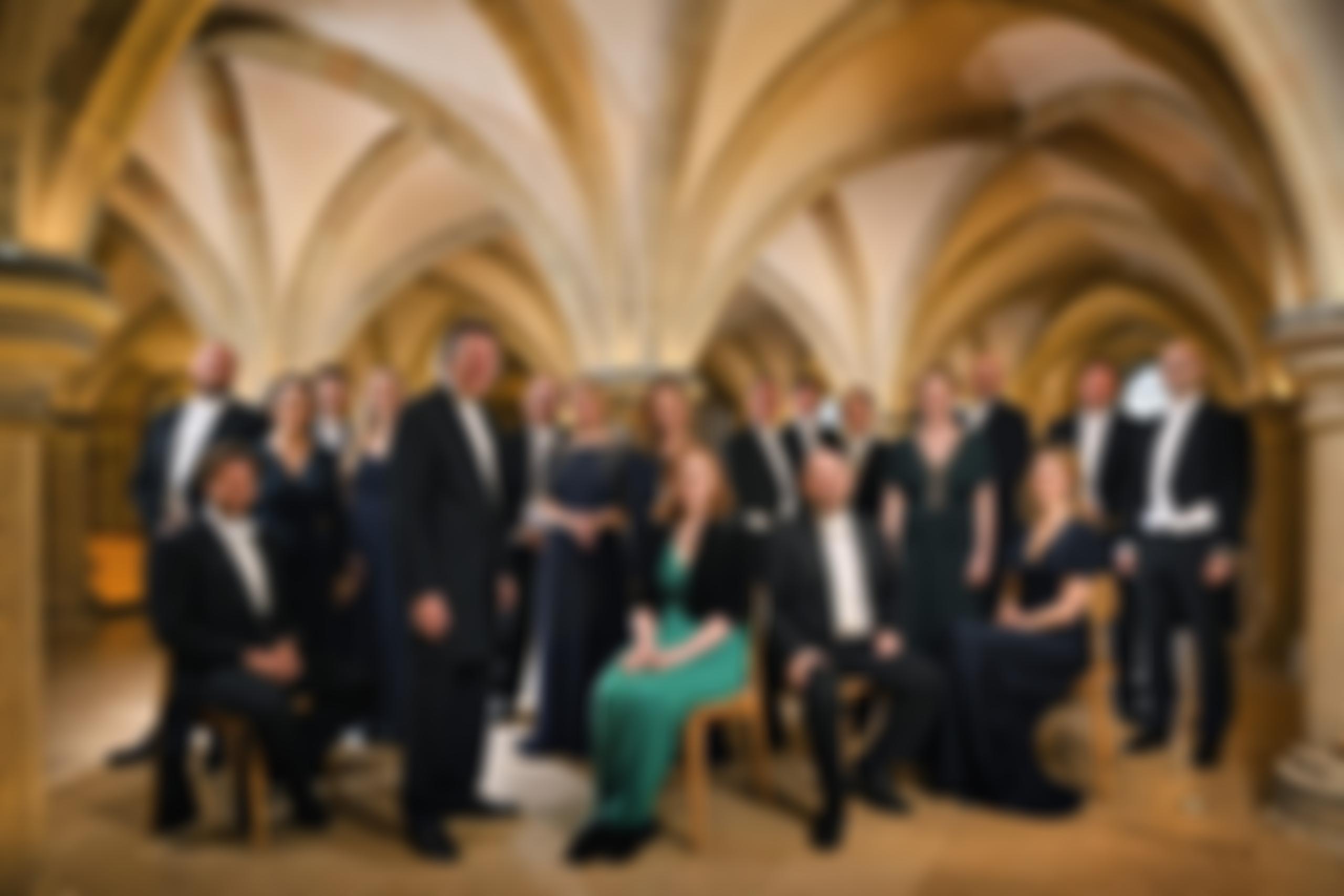 The Sixteen | Charici